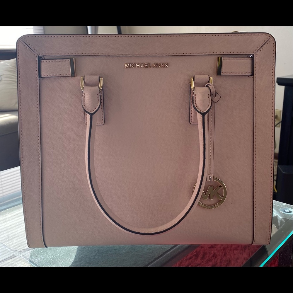 Michael Kors Dillon bag